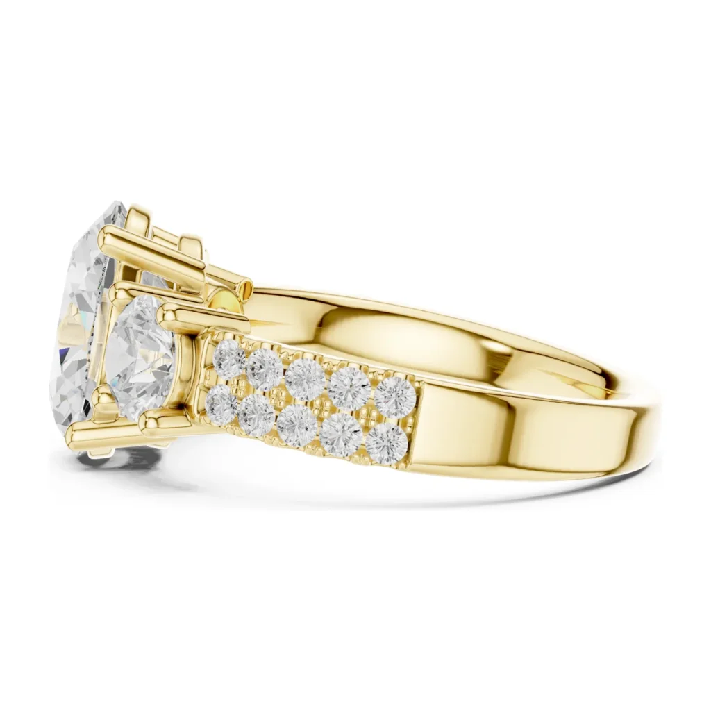 Oval Three-Stone Graduated Ring — photo 3