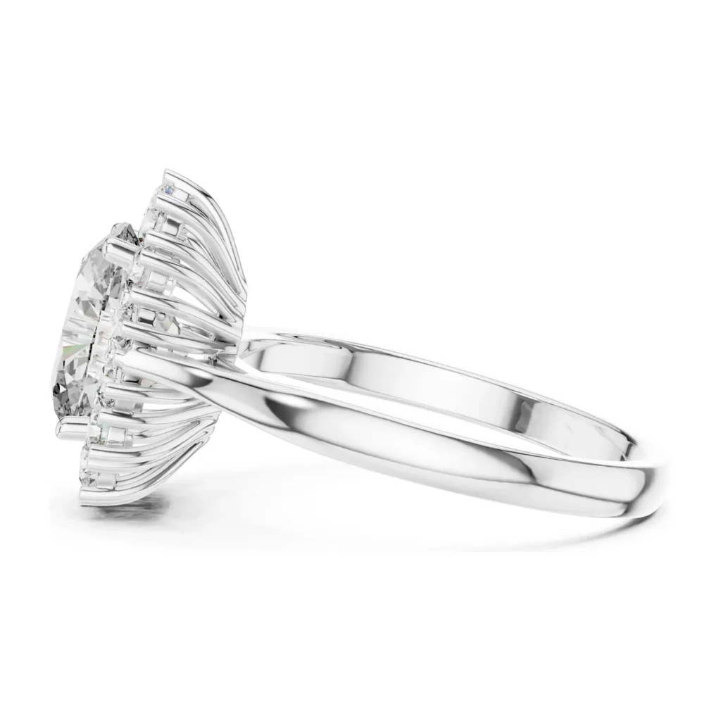Oval Cluster Halo Ring — photo 7