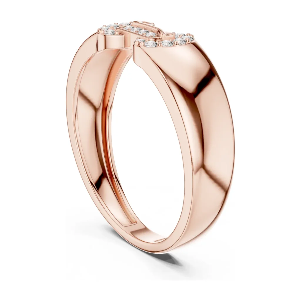 Pavé Buckle Signet Ring — photo 9