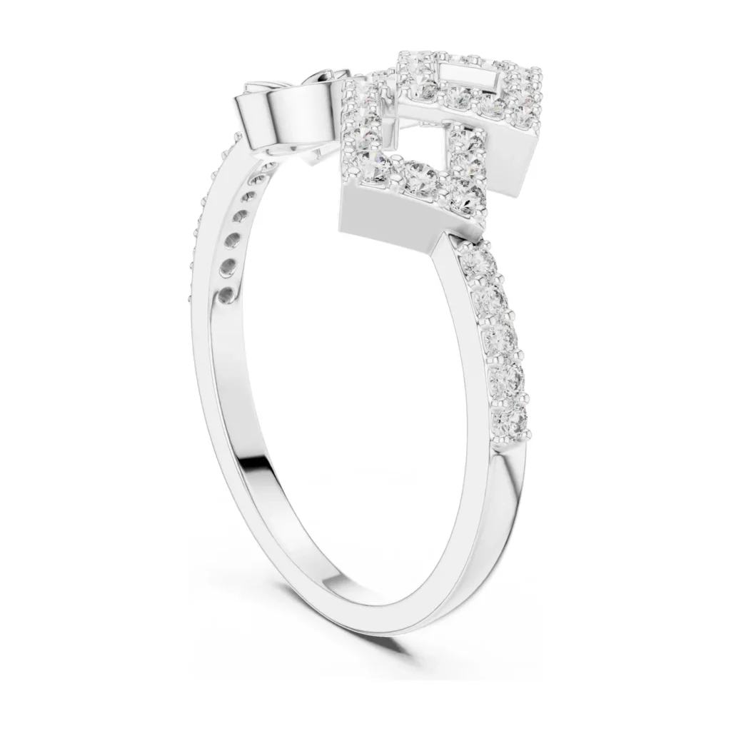 Pavé Quatrefoil Square Ring — photo 5
